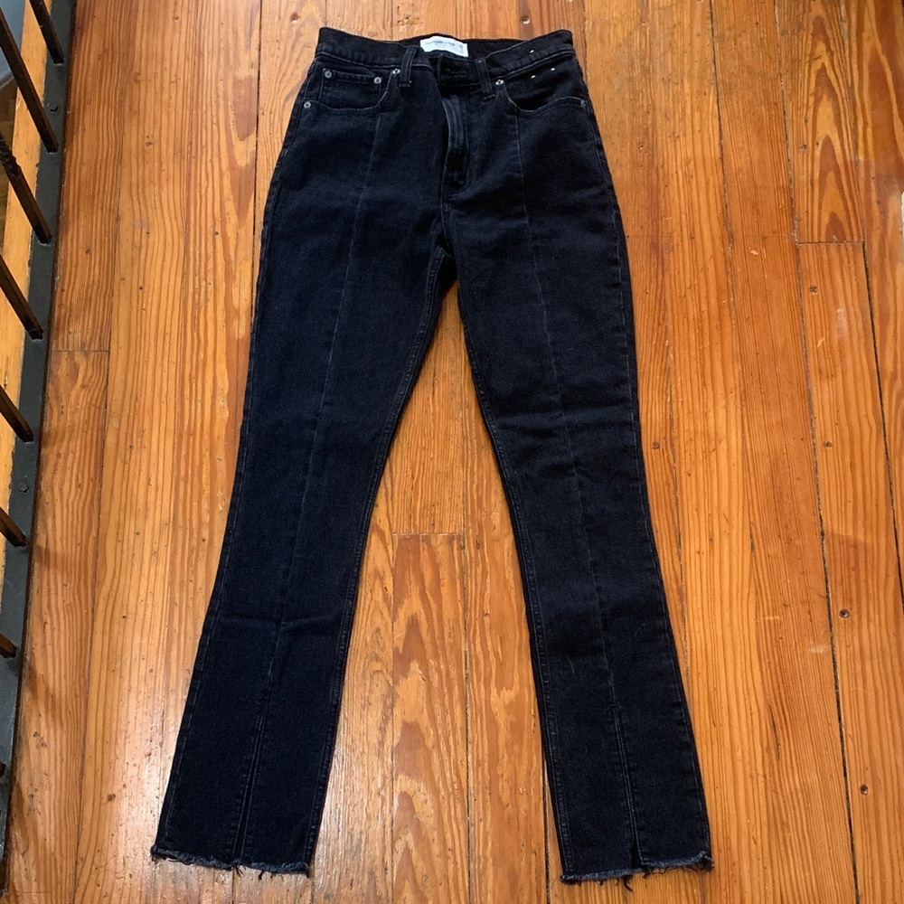 Abercrombie The Skinny High Rise Front Slit Jean - Black Wash
